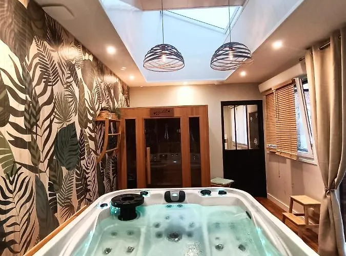 L'entracte Et Son Privatif Esquelbecq